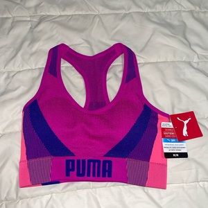 ❤️Multi colored❤️ Puma Seamless sports bra NWT
